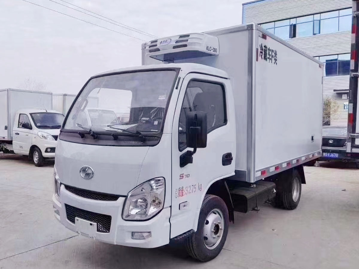 躍進小福星S70冷藏車