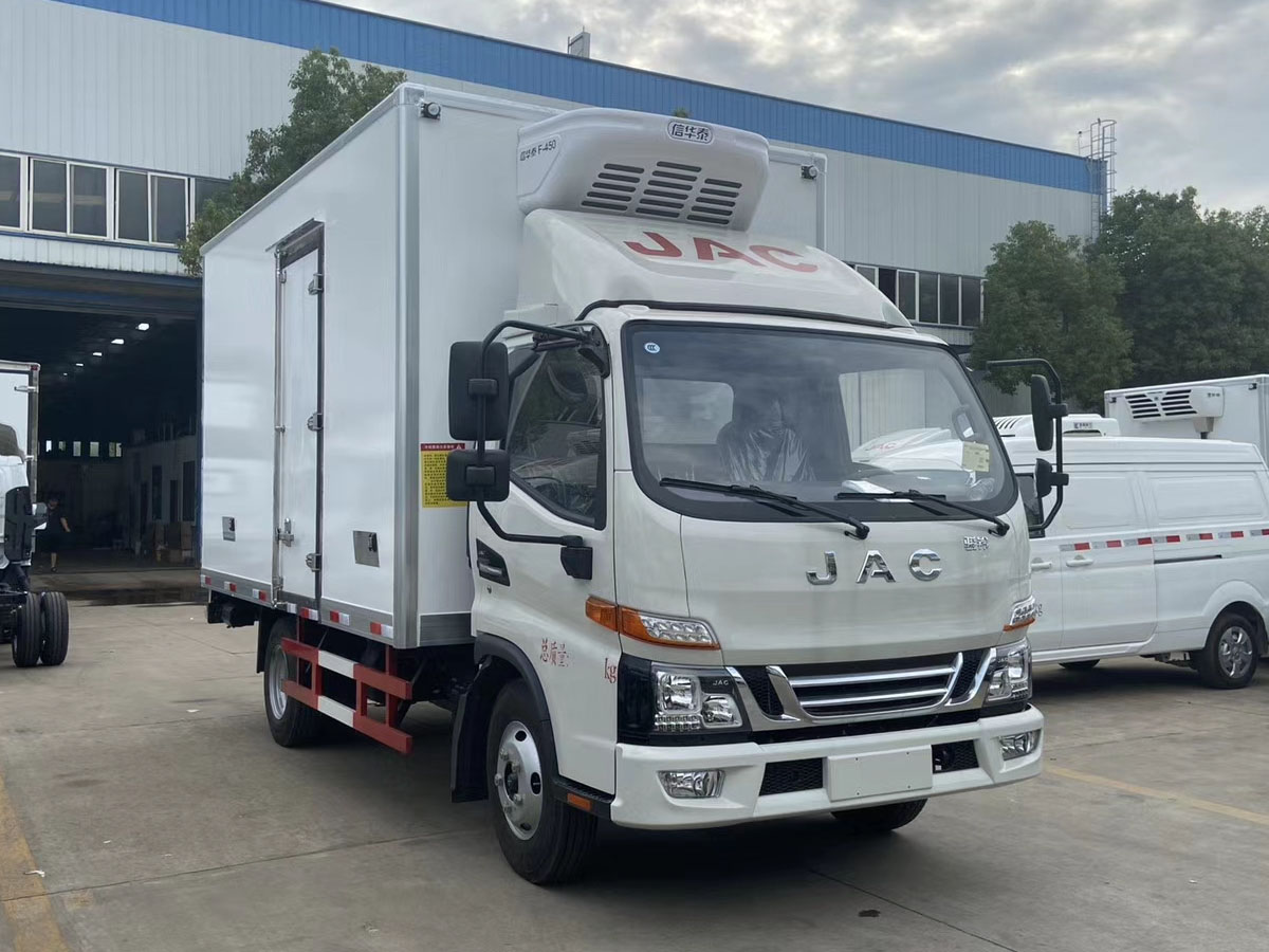 江淮駿鈴V5冷藏車（4.2米）