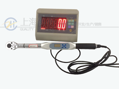 ���@Ť������